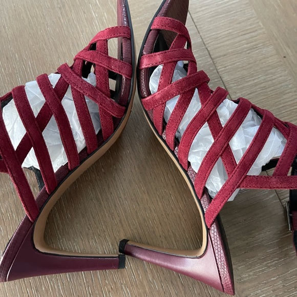 Franco Sarto Cage Sandal Burgundy Suede Size 7 - Picture 7 of 9